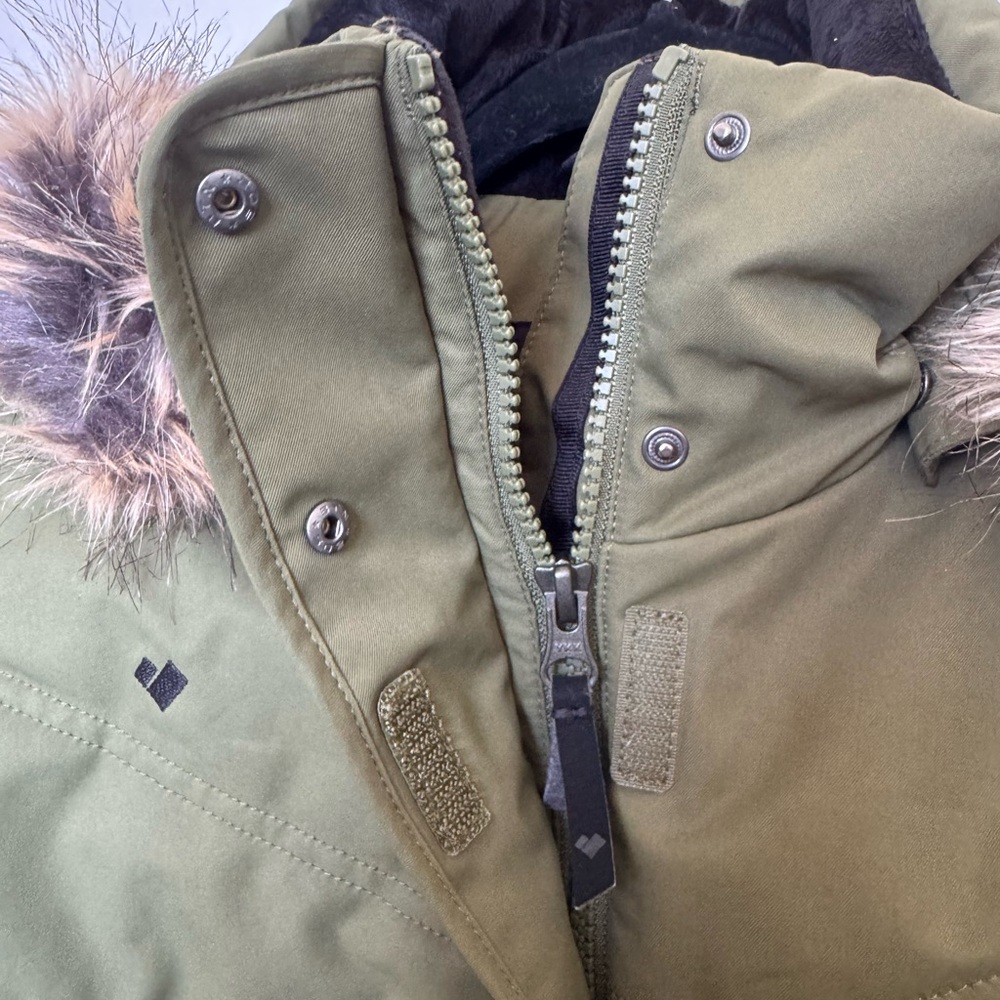 Obermeyer Tuscany II Insulated Jacket Olive Size 4 - Picture 11 of 14